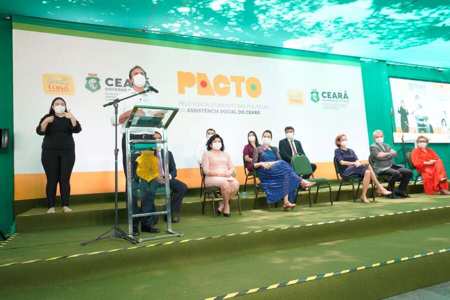 Com investimento de mais de R$ 72 milhões, Governo do Ceará amplia atendimento da população necessitada em todos os municípios do estado