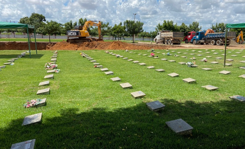 Semana termina sem mortes por Covid em pelo menos 1.830 cidades