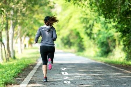 Prática regular de exercício físico reduz ansiedade em 60%