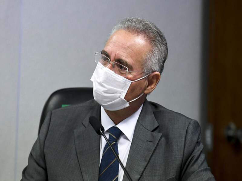 Renan decide adiar para outubro entrega do relatório final da CPI da Covid