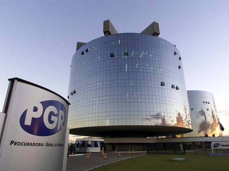 PGR abre apuração para avaliar indícios apontados pela CPI contra Bolsonaro e autoridades com foro