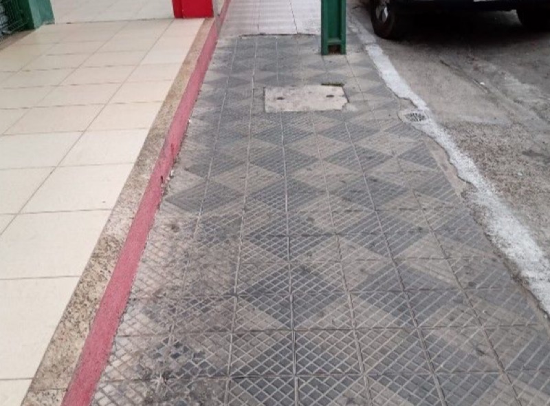 Juazeiro do Norte: Prefeitura alerta comerciantes sobre ocupação irregular das calçadas