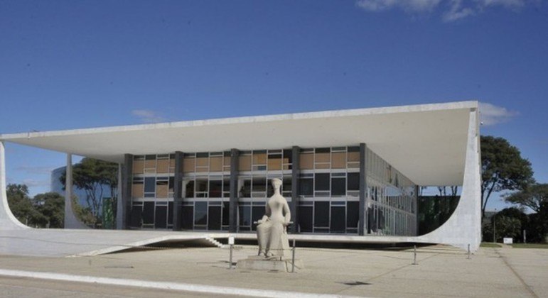 STF autoriza artistas em eventos de arrecadação de campanha