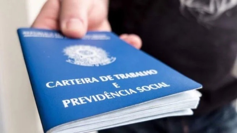 Desemprego recua para 13,2% no tri até agosto e atinge 13,7 milhões de pessoas