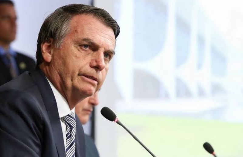 Bolsonaro afirma que tem vontade de privatizar a Petrobras e que estuda a viabilidade com equipe