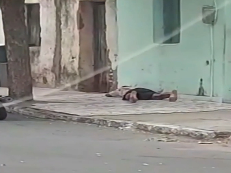 Barbalha: Adolescente é baleado, cai imóvel no chão e minutos depois levanta e sai caminhando