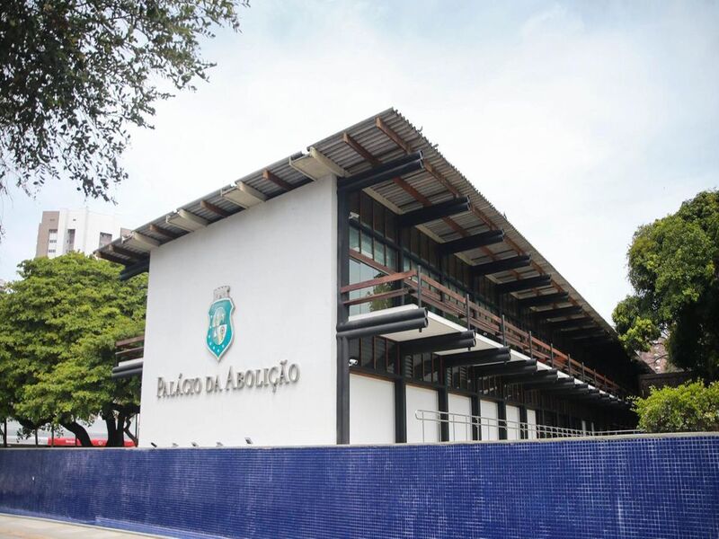 Governo do Ceará decreta ponto facultativo em 1º de novembro para servidores estaduais