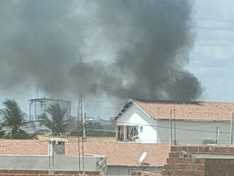 Incêndio atinge sala de prédio da Secretaria de Saúde de Jaguaribe