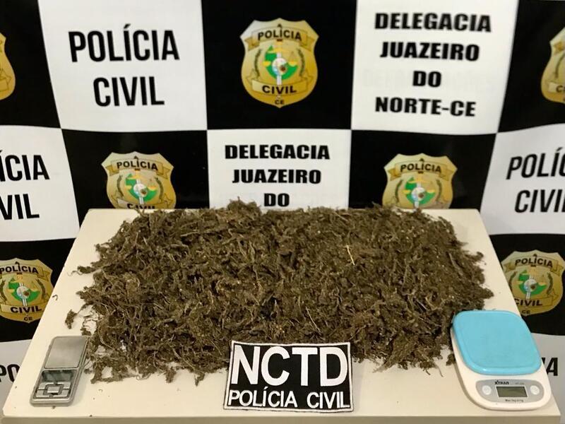 Juazeiro: dupla é presa pela Polícia Civil de posse de drogas e apetrechos; um deles estava foragido