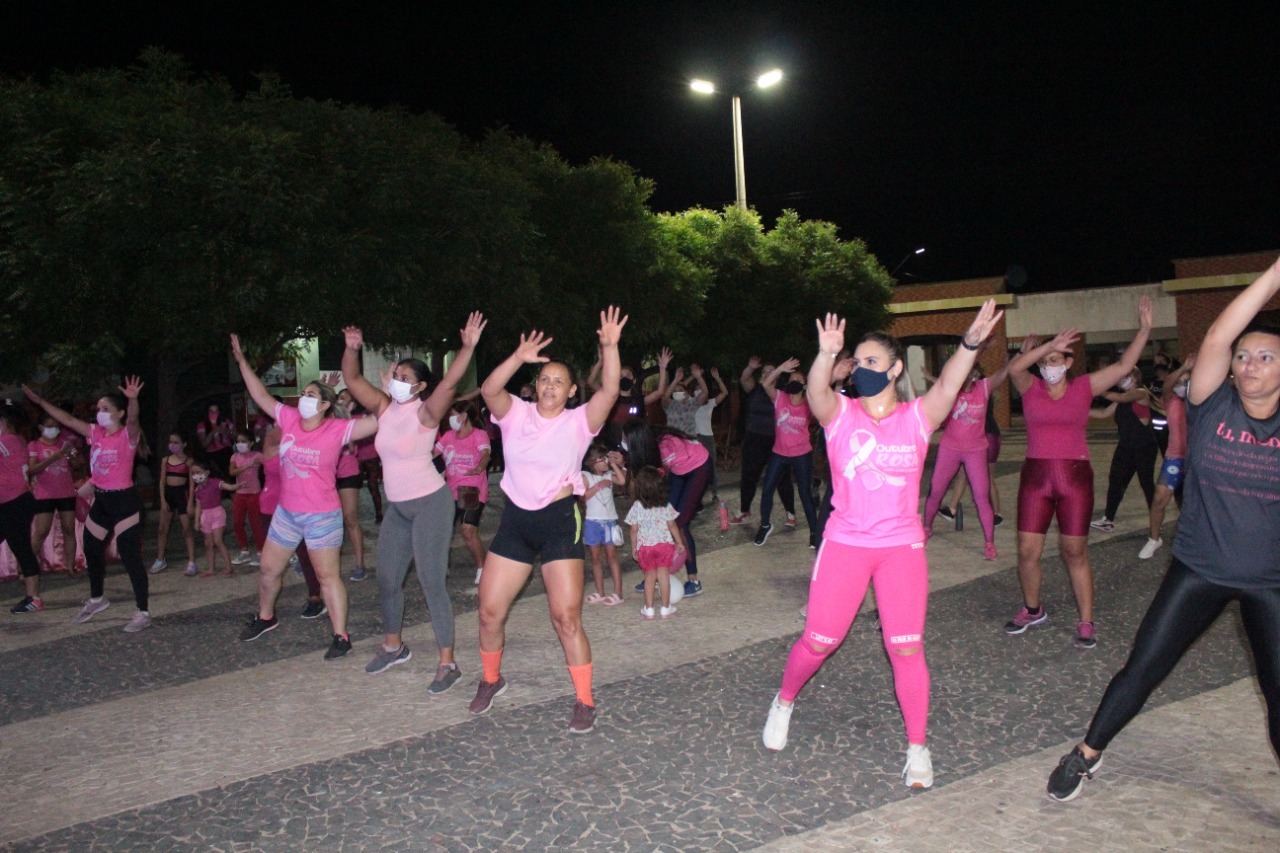 Aulão de ritmos encerra as atividades do Outubro Rosa em Assaré