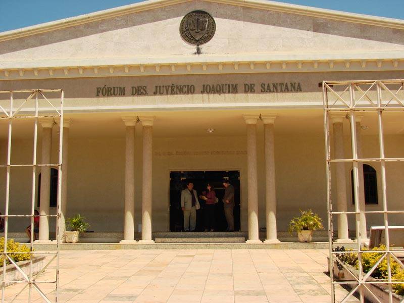 Entrada em unidades de justiça do Ceará exige comprovante de vacinação contra a Covid-19 a partir desta quarta (03)