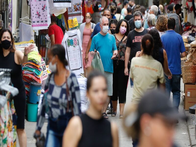 Pesquisa mostra brasileiros mais preocupados com pobreza e pandemia