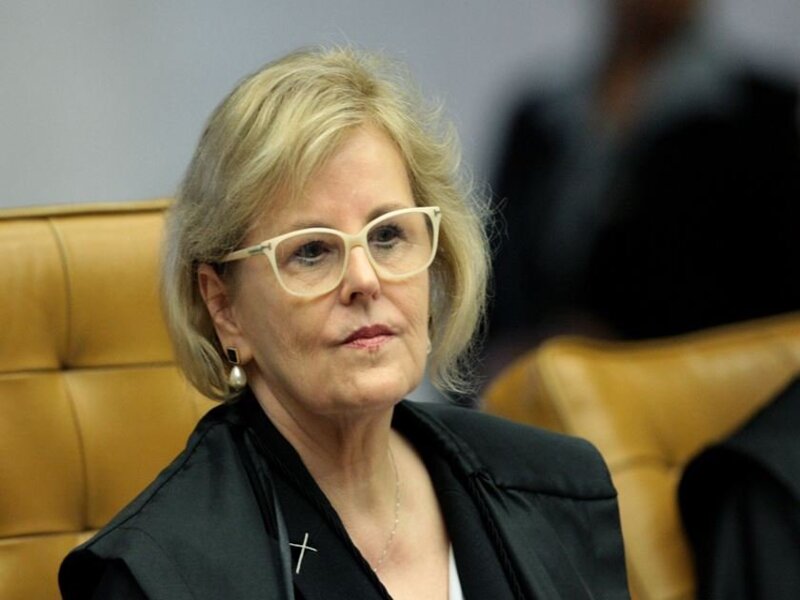 Rosa Weber dá cinco dias para secretário da Saúde explicar nota contrária à ciência e às vacinas