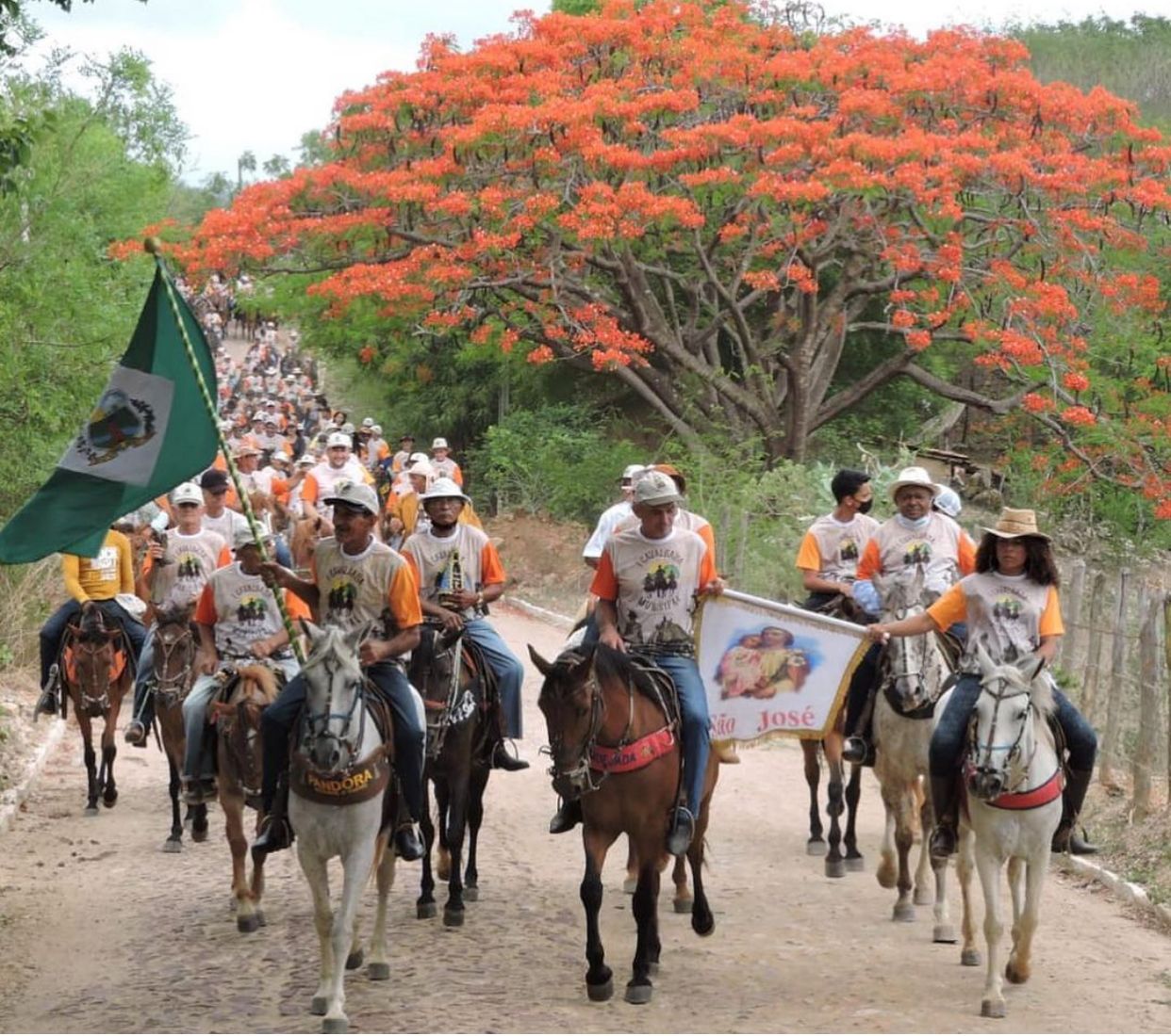 Farias Brito realiza I Cavalgada da semana do município