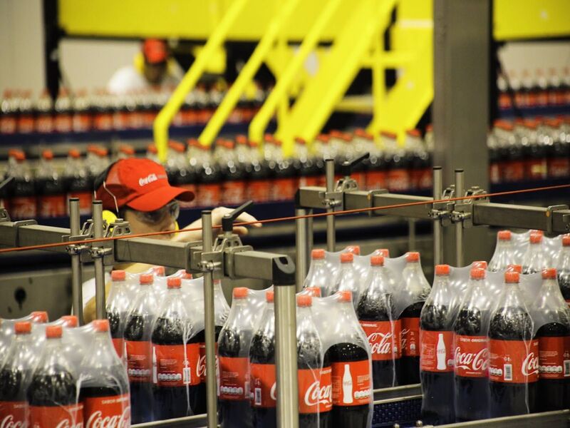 Empresa de bebidas abre 46 vagas de emprego no Ceará; Crato terá vagas