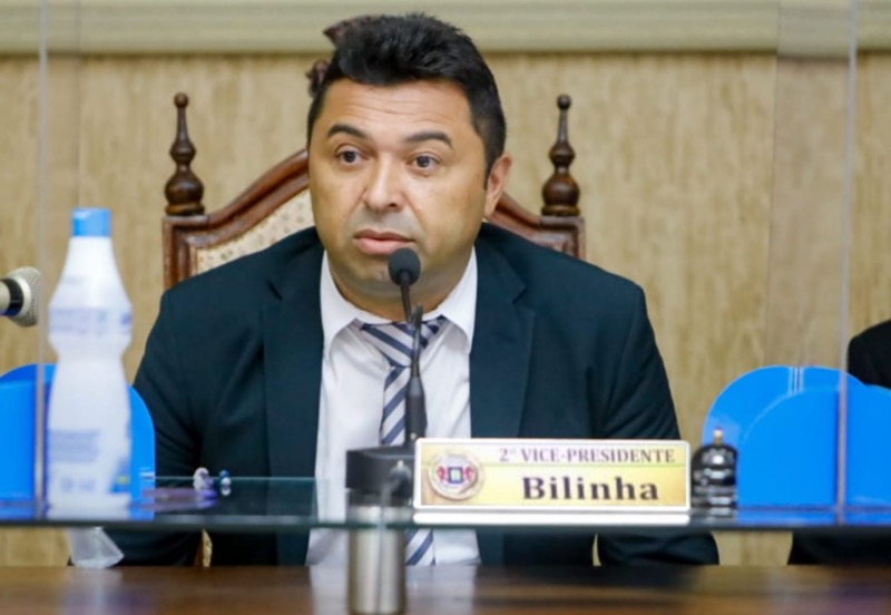 Presidente vereador William Bazilio – Bilinha, destina verba de emenda impositiva para compra de três ambulâncias básicas e construção de um campo de futebol.