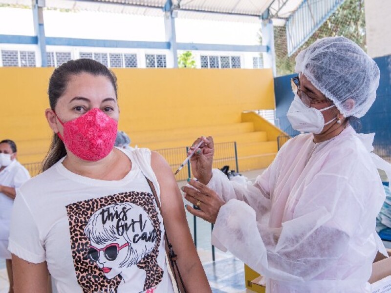 Juazeiro realiza mais aplicações da dose de reforço da Janssen nesta quinta (23)