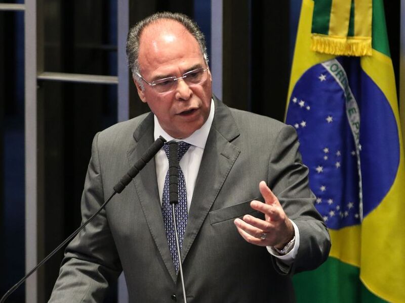 Fernando Bezerra Coelho deixa liderança do governo no Senado