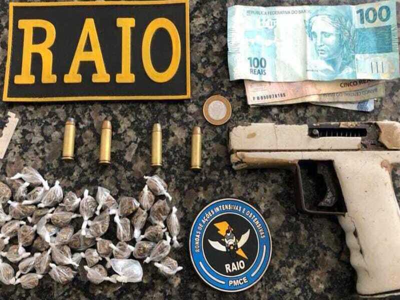 Crato: BPRAIO prende acusado por porte ilegal de arma e grande quantidade de drogas