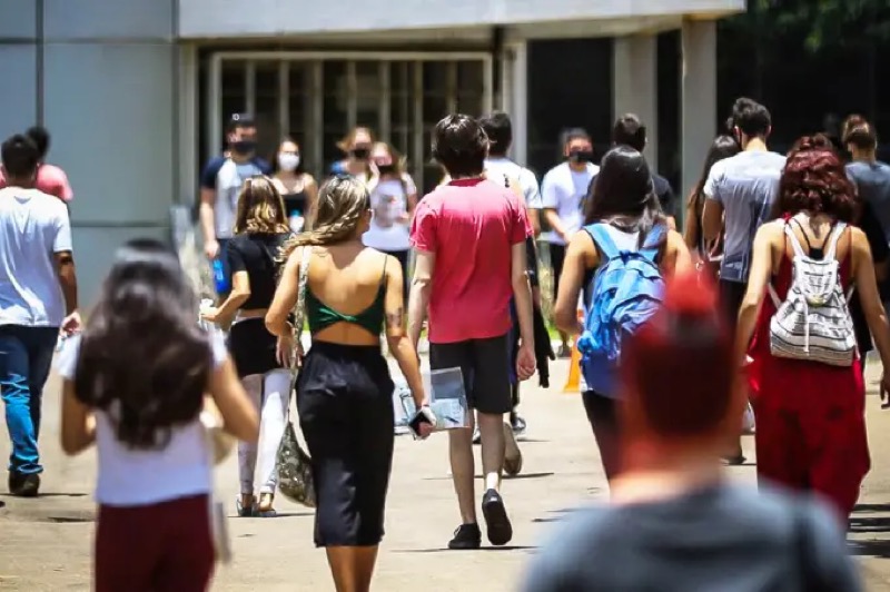 Termina hoje a reaplicação do Enem 2021