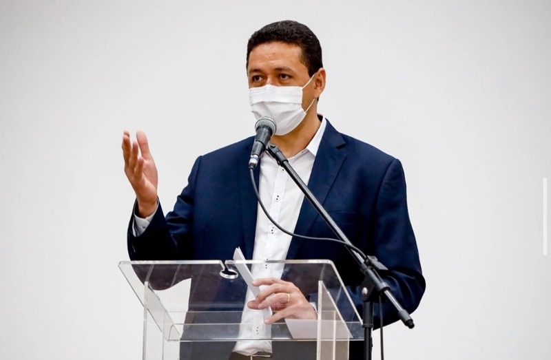 Glêdson autoriza envio do reajuste dos servidores e rateio do Fundeb à Câmara de Vereadores