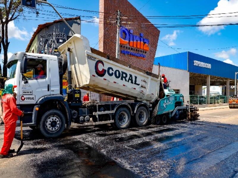 Operação Tapa-buracos é realizada em diversos pontos da cidade de Juazeiro