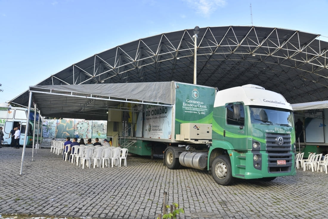 Caminhão do Cidadão já atendeu 97 comunidades em todo o Ceará apenas este ano