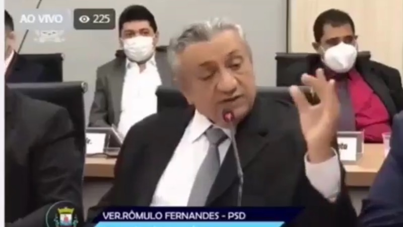 Iguatu: vereador chama professores de “gulosos” e revolta população