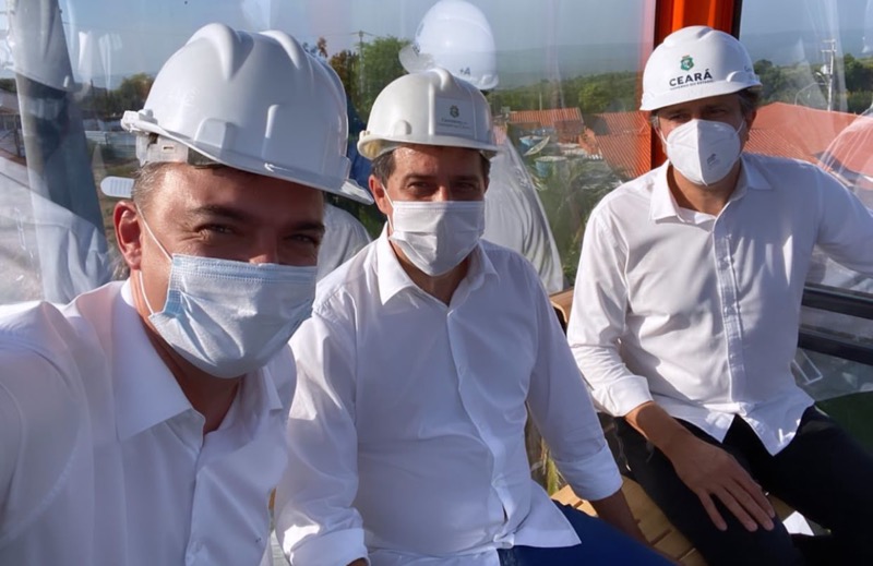 Camilo, Fernando Santana e Evandro Leitão fazem ‘passeio teste’ no Teleférico do Horto