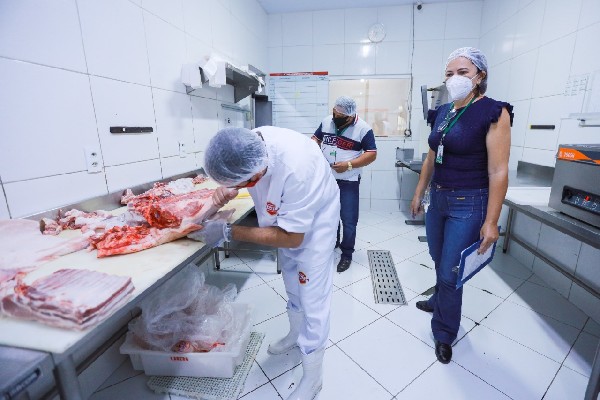 Serviço de Inspeção Municipal realiza visitas em estabelecimentos