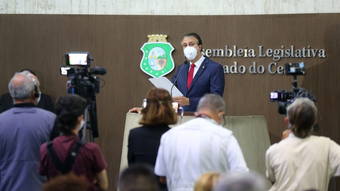Camilo Santana diz que Operação Carnaval 2022 terá como foco inibir festas e aglomerações