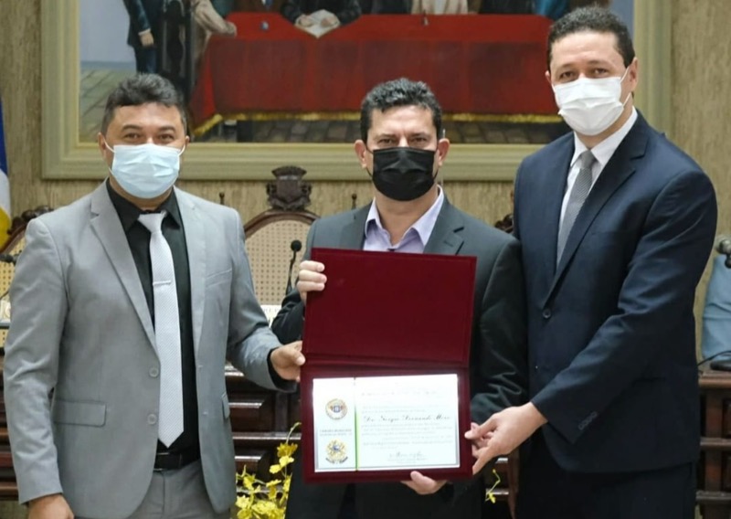 Moro recebe título de cidadania juazeirense em Cerimônia na Câmara de Vereadores