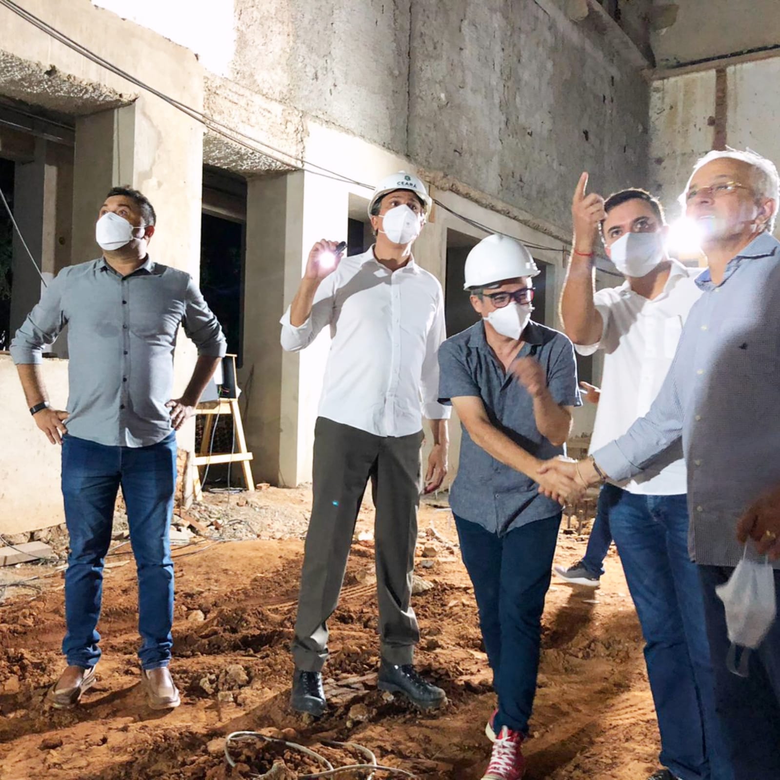 Presidente da Câmara Municipal William Bazilio, o Bilinha, acompanha o Governador Camilo Santana para vistorias nas obras de Juazeiro