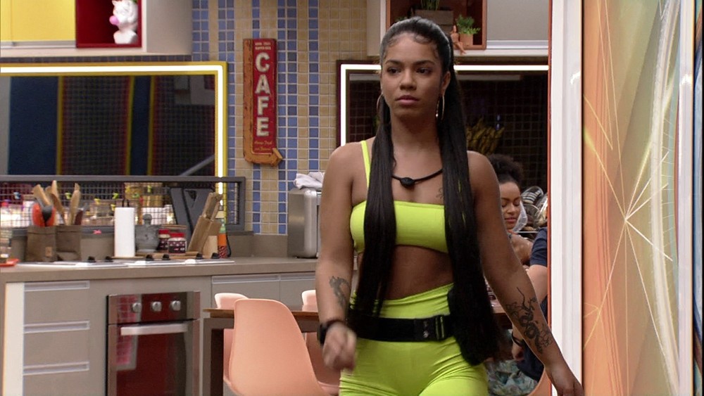 Maria é desclassificada do BBB 22 após agressão à Natália