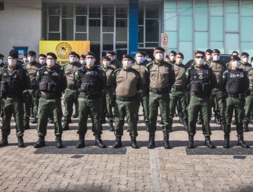 Polícia Militar apresenta novo fardamento em Juazeiro do Norte