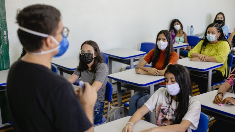 Remuneração de professor no Ceará será de R$ 5.413,18 até R$ 15.348,17, confira