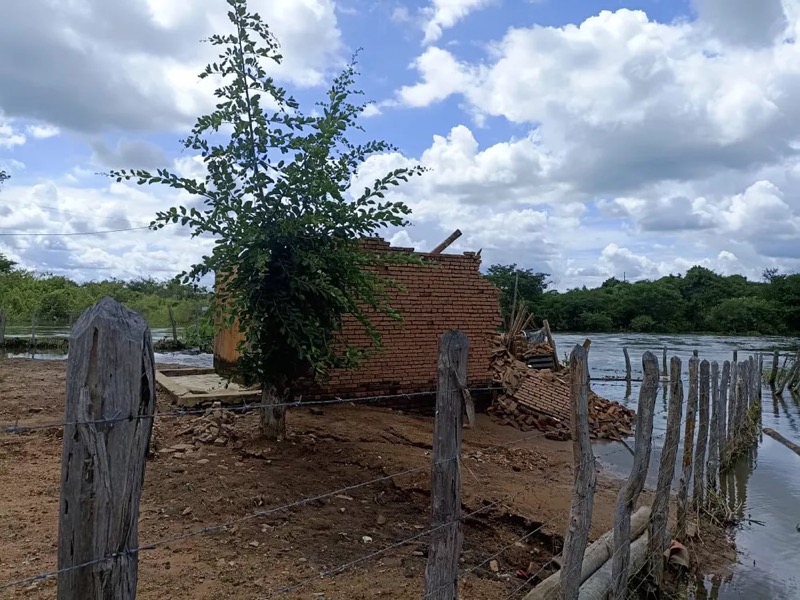 Barragens que romperam em Várzea Alegre e Cedro, não estavam cadastradas em sistema do governo