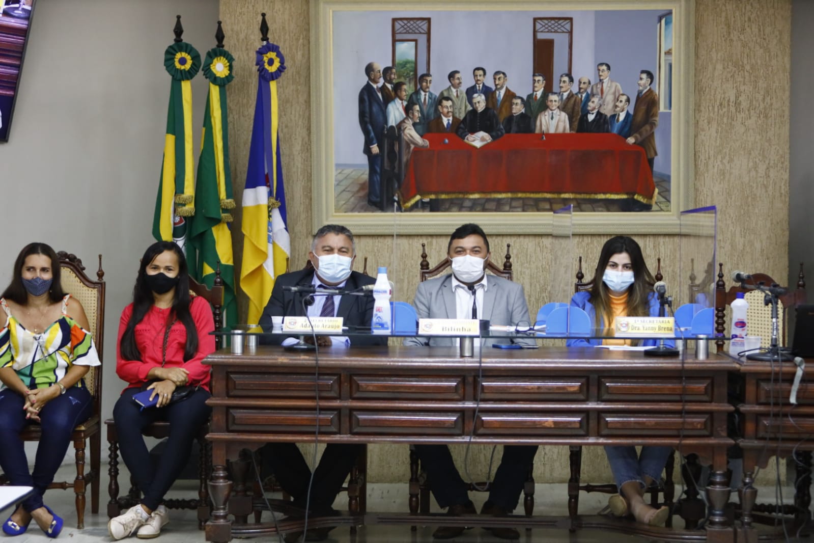 Mães vão à Câmara Municipal cobrar melhorias no atendimento a crianças com necessidades especiais