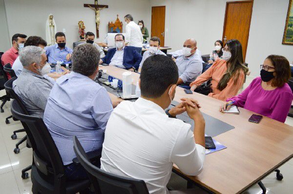 Empresa vencedora do leilão do saneamento do Crato faz visita ao município e inicia planejamento das ações