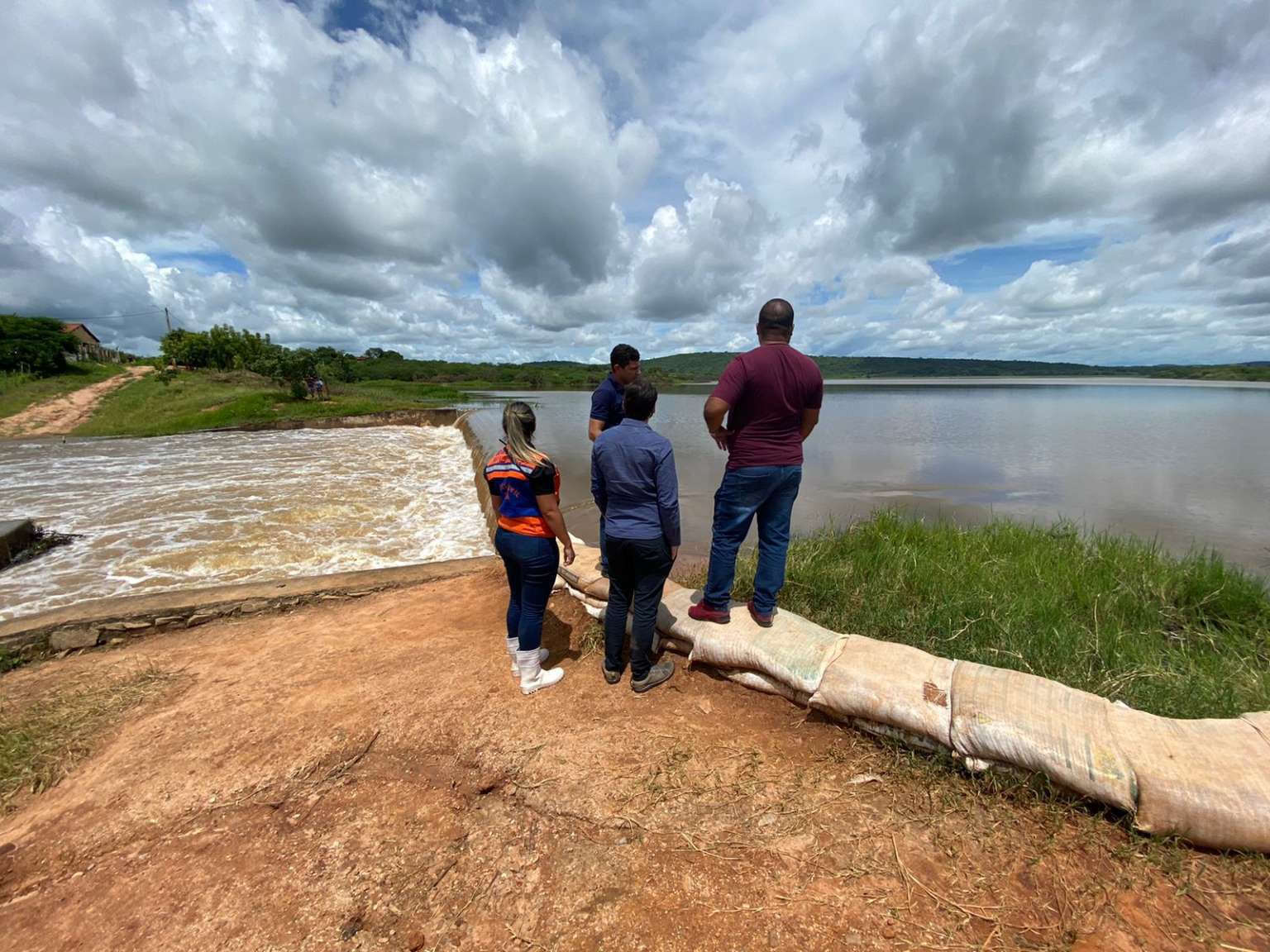 Várzea Alegre: Defesa Civil realiza vistoria em reservatórios e avalia risco de novos rompimentos