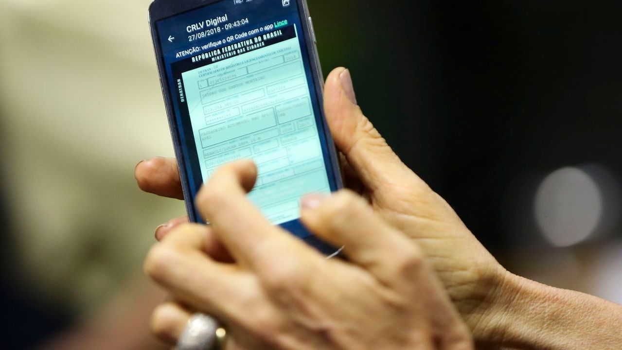 Motoristas podem transferir carros pela Carteira Digital de Trânsito; saiba como fazer