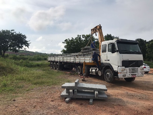 Prefeitura do Crato realiza instalação da energia elétrica da Av. Dom Vicente de Araújo Matos