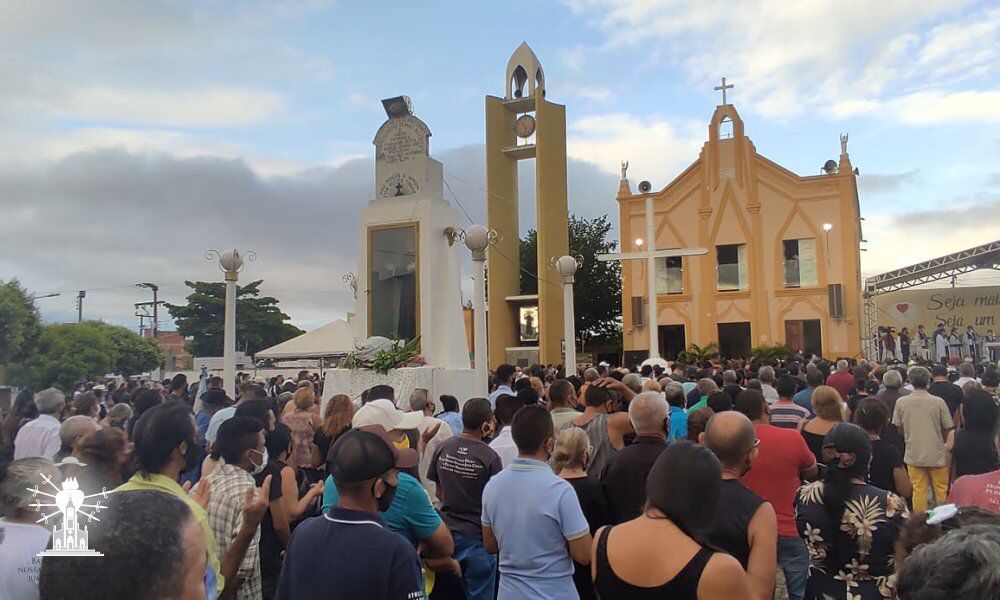 Após dois anos, Missa pela alma do Padre Cícero volta acontecer no Largo do Socorro