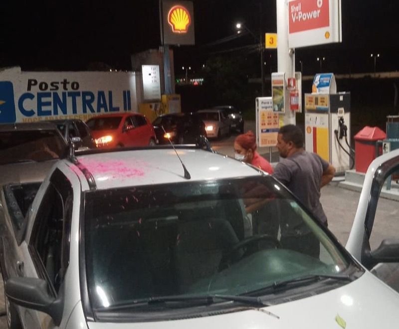 Posto vende gasolina a R$ 6,99 e gera filas em Juazeiro do Norte