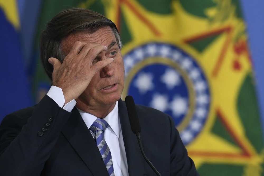 Bolsonaro critica polêmica por compra de Viagra pelas Forças Armadas: ‘isso é nada’