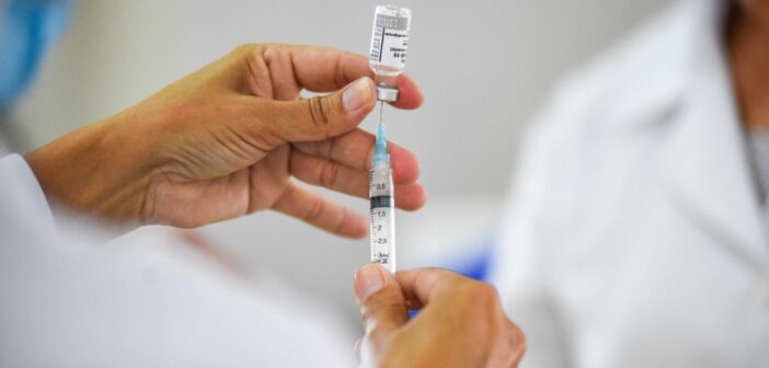 Juazeiro do Norte continua vacinação contra a Covid-19 nos PSFs