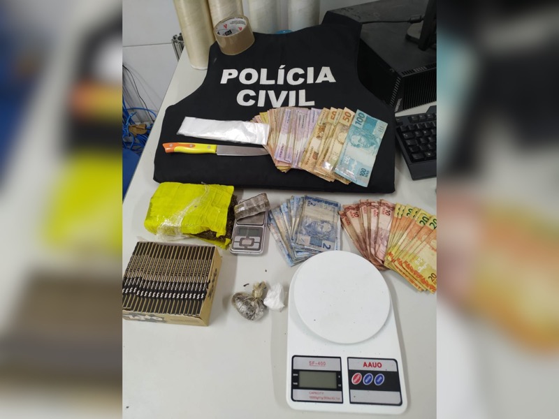 Polícia Civil prende homem comercializando drogas no centro do Crato
