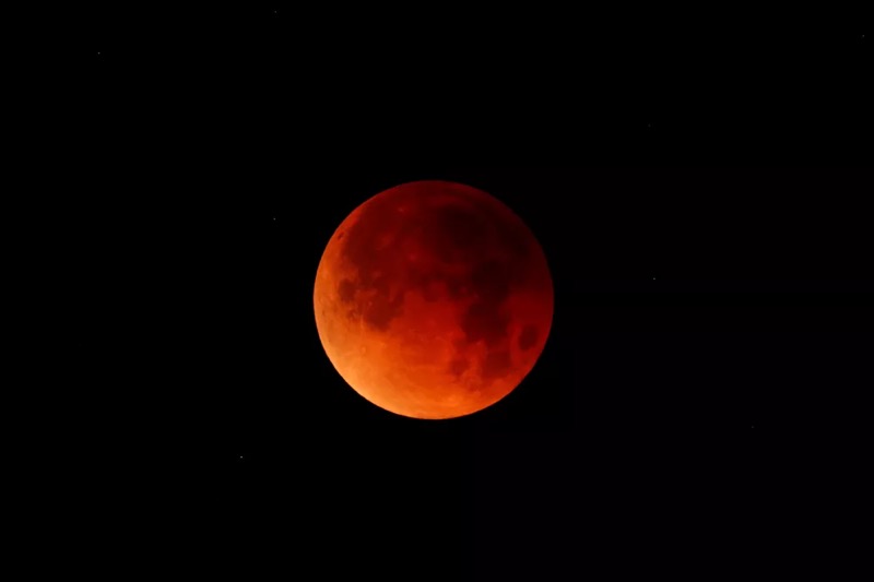 Eclipse total com ‘Lua de sangue’ poderá ser visto no Ceará neste domingo