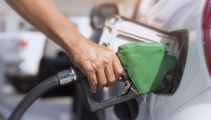 Alta de 8,8% no preço do diesel para distribuidoras passa a valer nesta terça-feira