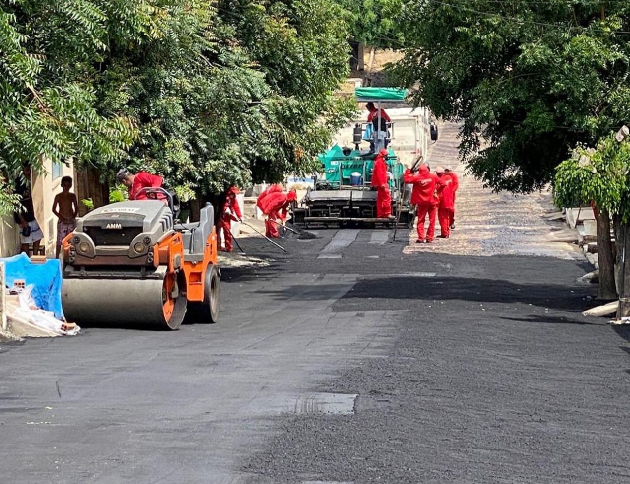 Farias Brito inicia obras de pavimentação asfáltica em diversas ruas da cidade